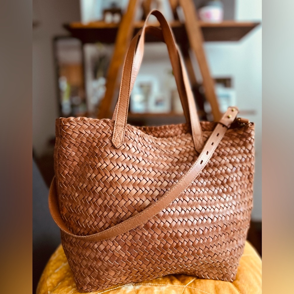 Madewell’s Medium Transport Tote: Woven Leather Edition
